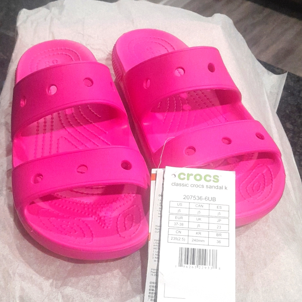 Crocs